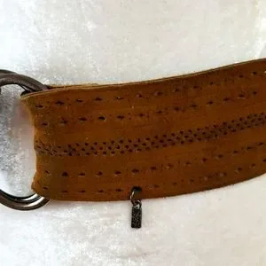 GORGEOUS VINTAGE YVES ST LAURENT BROWN SUEDE BELT Yves Saint Laurent | Accessories | Gorgeous Vintage Yves St  main image 3